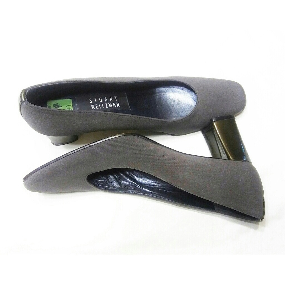 Vintage Stuart Weitzman Gray  Pumps Size 7AA